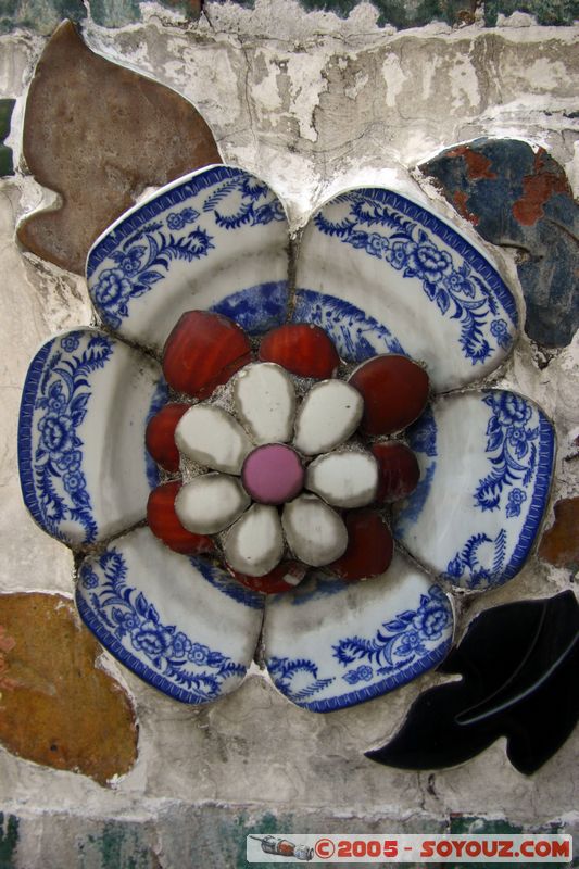 Bangkok - Wat Arun (Temple of the Dawn)
Mots-clés: thailand Boudhiste Mosaique