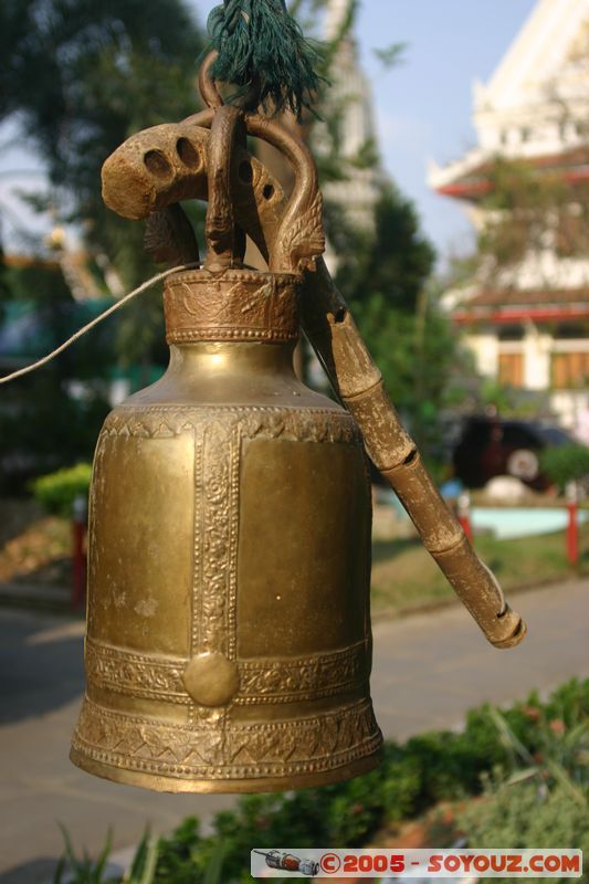 Bangkok - Wat Arun (Temple of the Dawn) - Bell
Mots-clés: thailand Boudhiste