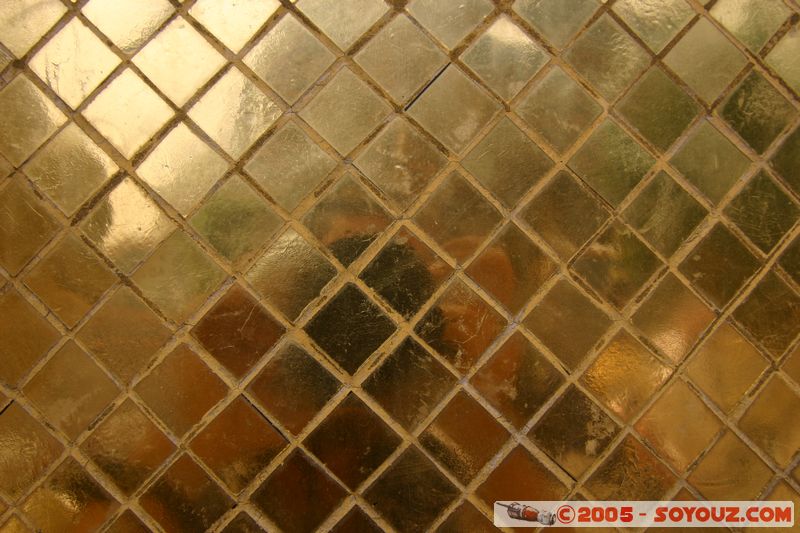 Bangkok - Wat Phra Kaew - Phra Sri Rattana Chedi
Mots-clés: thailand Boudhiste Mosaique