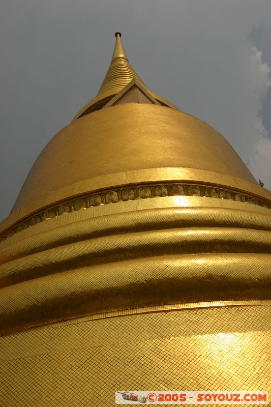 Bangkok - Wat Phra Kaew - Phra Sri Rattana Chedi
Mots-clés: thailand Boudhiste