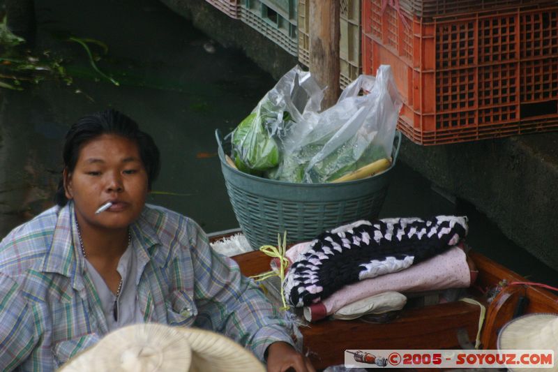 Damnoen Saduak - Marche Flottant
Mots-clés: thailand Marche personnes floating market