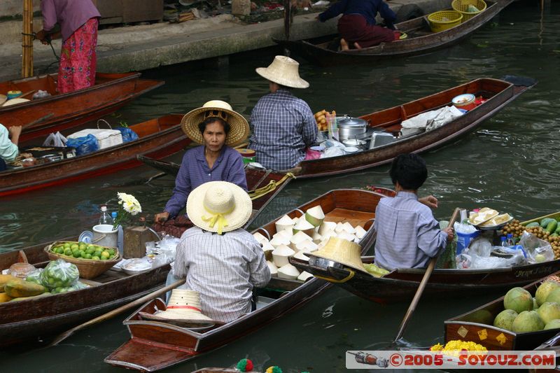Damnoen Saduak - Marche Flottant
Mots-clés: thailand Marche personnes floating market