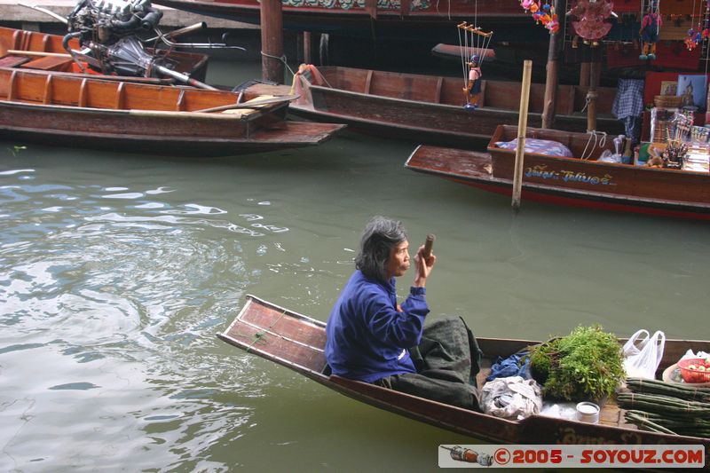 Damnoen Saduak - Marche Flottant
Mots-clés: thailand Marche bateau floating market