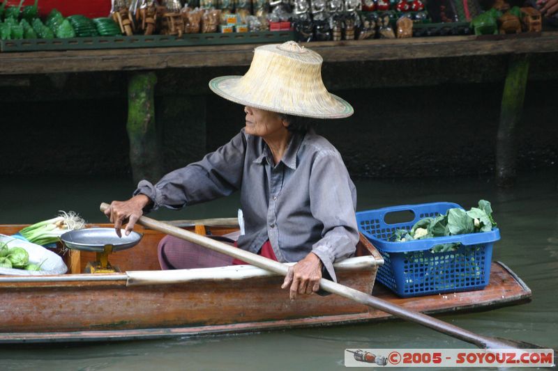Damnoen Saduak - Marche Flottant
Mots-clés: thailand Marche personnes bateau floating market