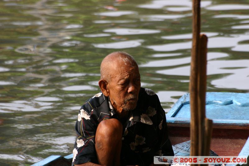 Damnoen Saduak - Marche Flottant
Mots-clés: thailand Marche personnes floating market