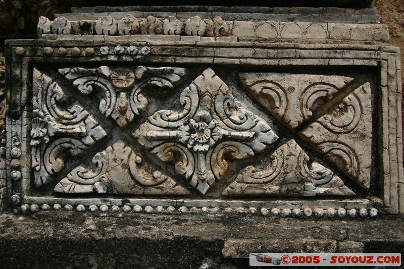 Lop Buri - Wat Phra Si Ratana Mahathat
Mots-clés: thailand Ruines sculpture