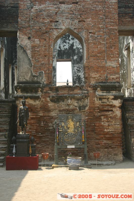 Lop Buri - Phra Narai Rajanivet - Dusit Sawan Thanya Mahaprasat Hall
Mots-clés: thailand Ruines