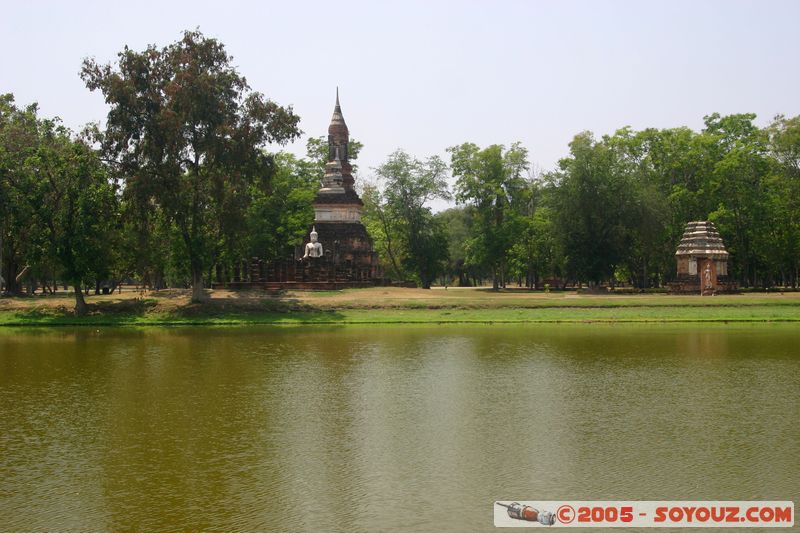 Sukhothai - Wat Trapang Ngoen
Mots-clés: thailand patrimoine unesco Ruines Boudhiste