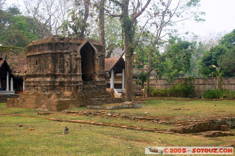 Golden Triangle - Chiang Saen - Wat Chedi Luang
Mots-clés: thailand Ruines