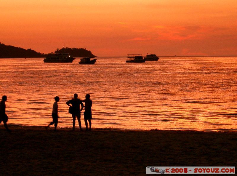 Phuket - Ao Patong - Sunset
Mots-clés: thailand plage mer sunset