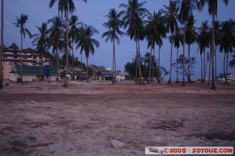 Koh Phi Phi Don - Ao Tonsai - Sunset
Mots-clés: thailand sunset