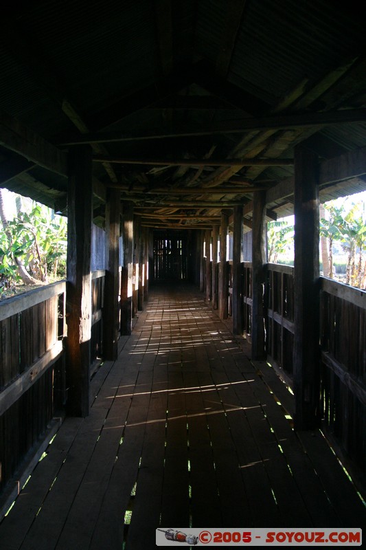 Inle lake - Pagoda
Mots-clés: myanmar Burma Birmanie Pagode Lac