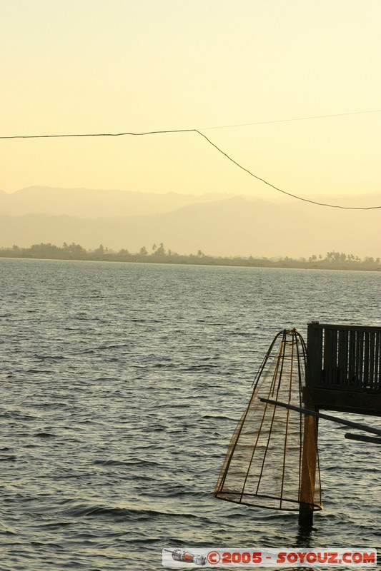Inle lake - Government Rest House
Mots-clés: myanmar Burma Birmanie sunset Lac