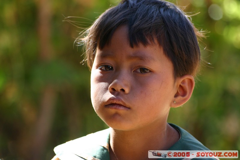 Nyaung Shwe Hills - Intha people
Mots-clés: myanmar Burma Birmanie personnes