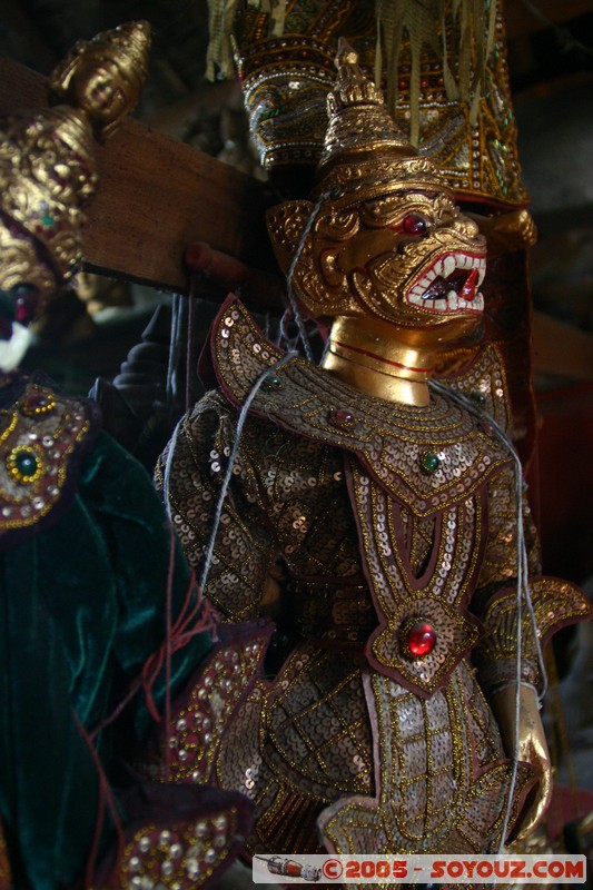 Mandalay - Figurines votives
Mots-clés: myanmar Burma Birmanie statue