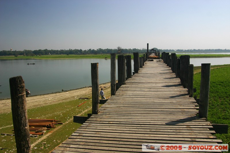 Amarapura - U Bein's Bridge
Mots-clés: myanmar Burma Birmanie Pont