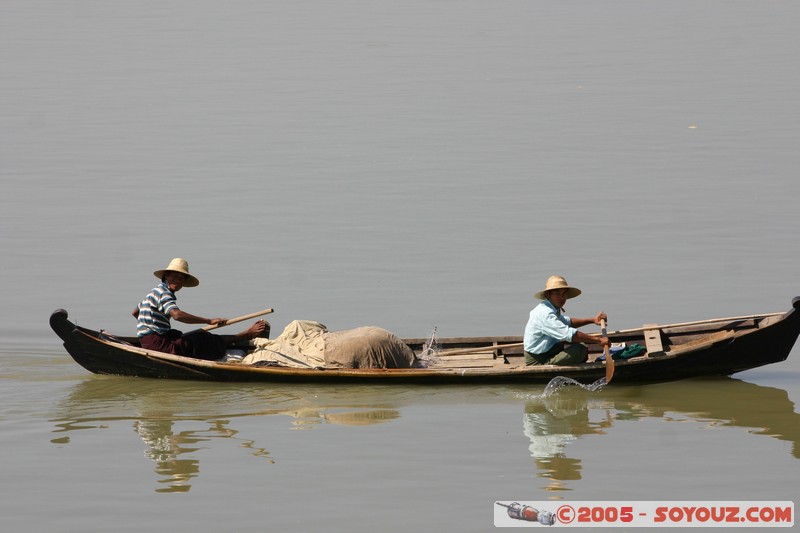 Ayeyarwady River
Mots-clés: myanmar Burma Birmanie Riviere bateau personnes
