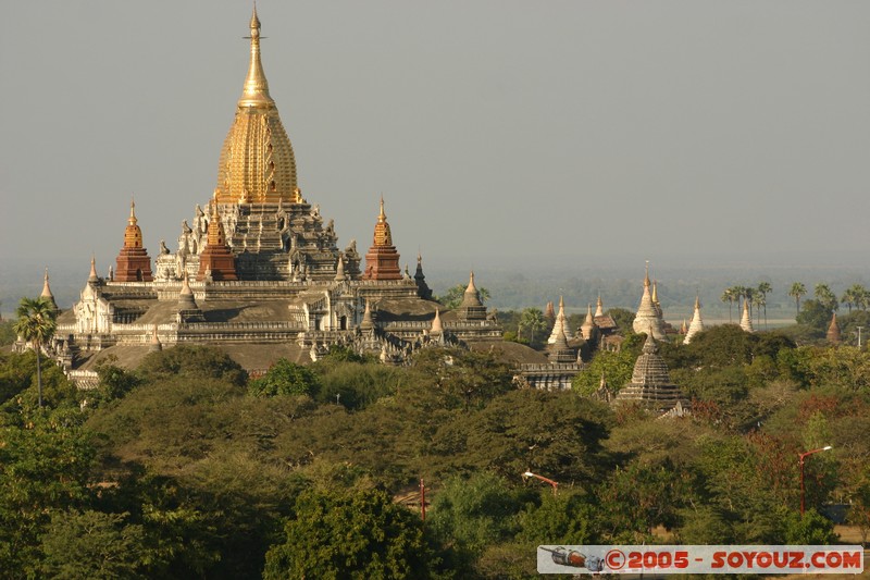 Bagan -  Ananda Pahto
Mots-clés: myanmar Burma Birmanie Ruines Pagode