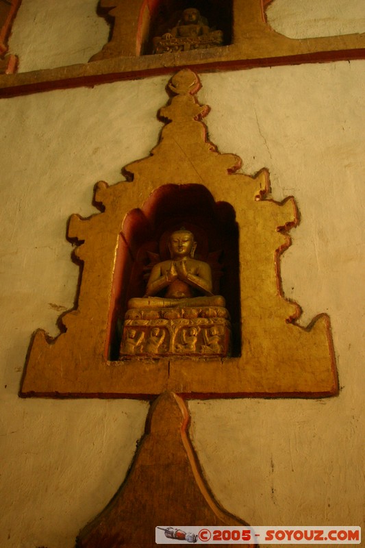 Bagan - Ananda Pahto
Mots-clés: myanmar Burma Birmanie Ruines Pagode Buddha