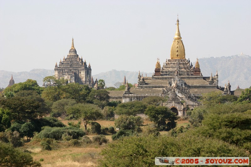 Bagan - That-byin-nyu Pahto and Ananda Pahto
Mots-clés: myanmar Burma Birmanie Ruines Pagode