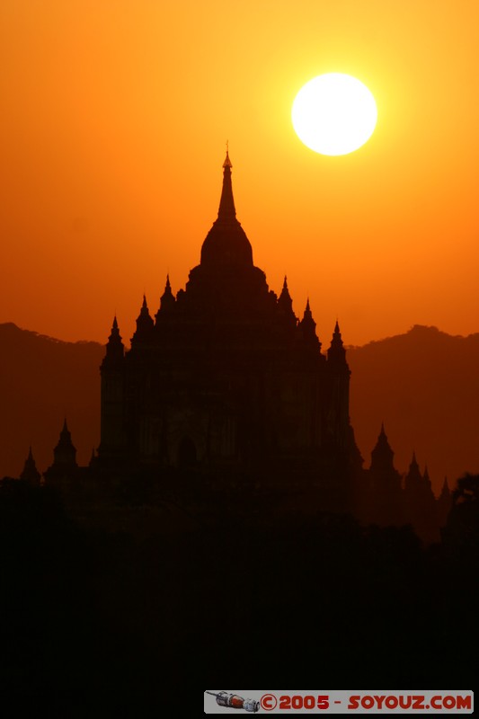 Bagan - That-byin-nyu Pahto
Mots-clés: myanmar Burma Birmanie sunset Ruines Pagode