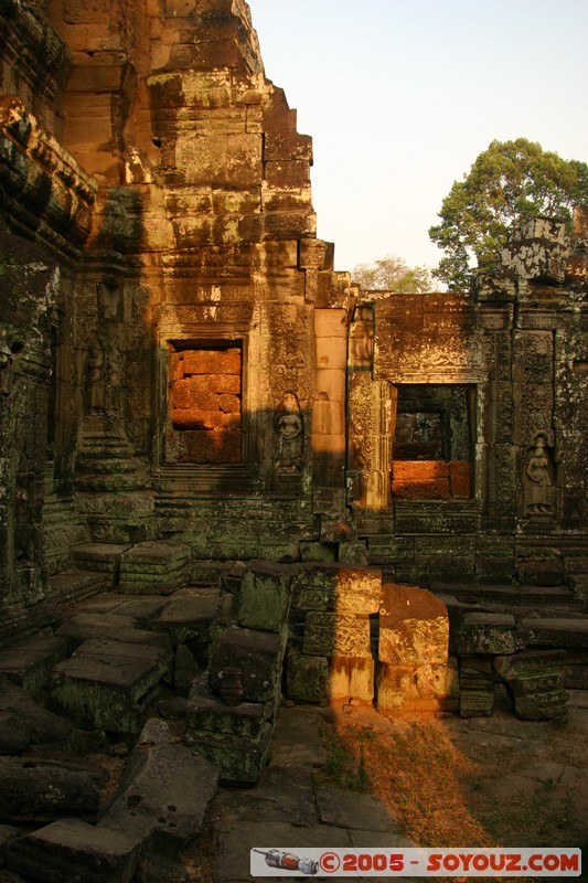 Angkor - Banteay Kdei
Mots-clés: patrimoine unesco Ruines sunset