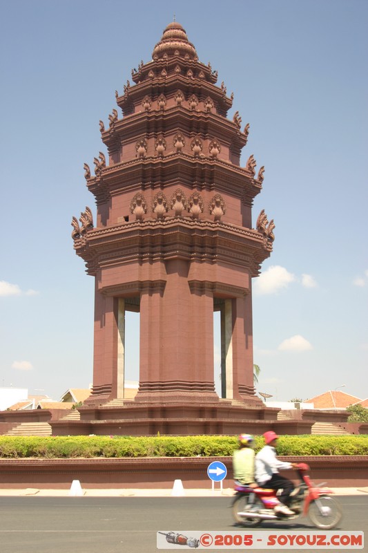Phnom Penh - Independence Monument
