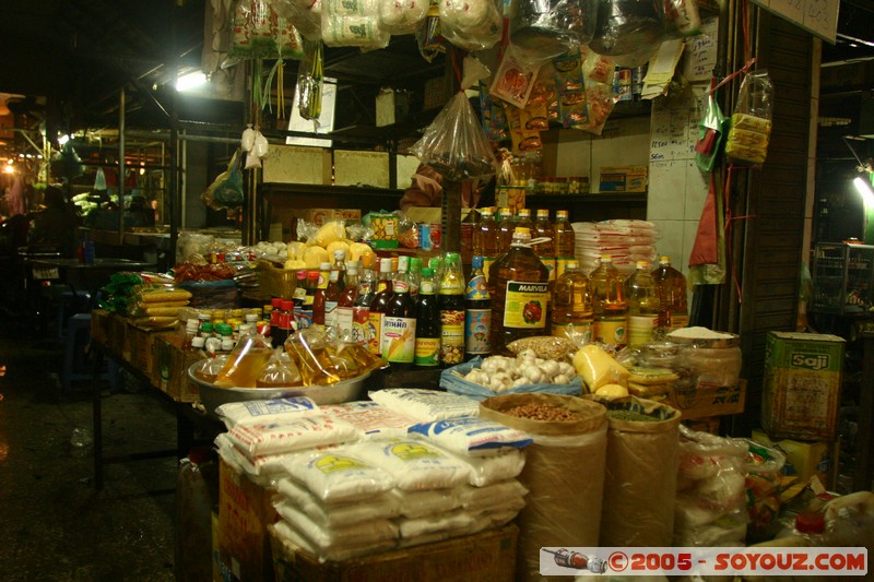 Phnom Penh - Psar O Russei (Psah Toul Tom Poung)
Mots-clés: Marche