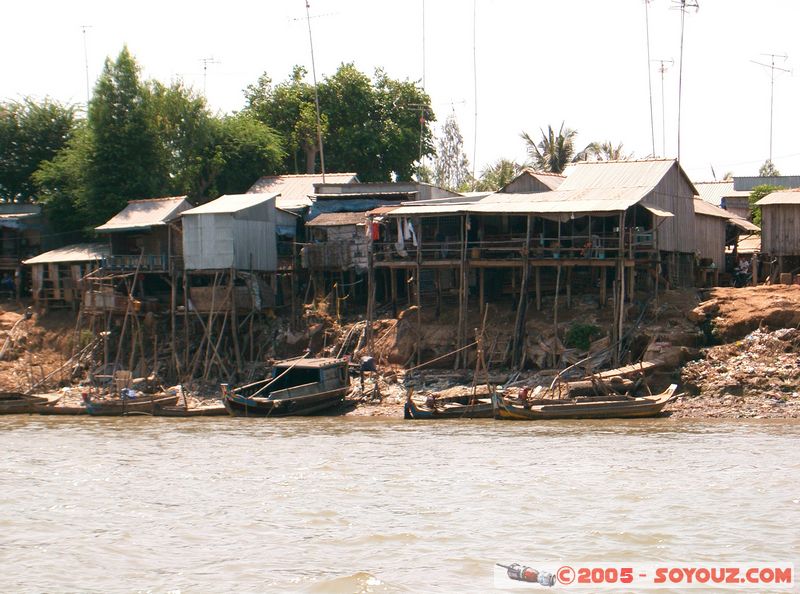 Along Mekong River
Mots-clés: Vietnam Mekong River Riviere