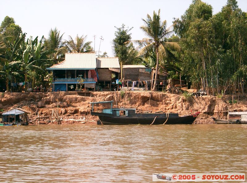 Along Mekong River
Mots-clés: Vietnam Mekong River Riviere bateau