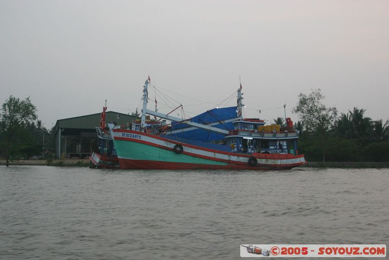 My Tho - Mekong River
Mots-clés: Vietnam bateau