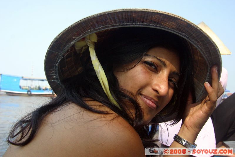 My Tho - On the Canals
Mots-clés: Vietnam Minisha