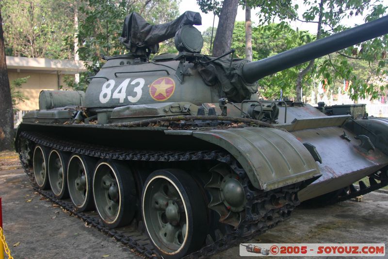 Saigon - Hoi Truong Thong Nhat - First Tank to enter in the palace on 30/04/1975
Mots-clés: Vietnam HÃ´-Chi-Minh-Ville Ho Chi Minh Tank Armee