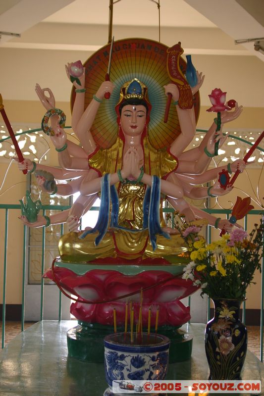 Saigon - Giac Lam Pagoda - Bao thap Xa Loi
Mots-clés: Vietnam HÃ´-Chi-Minh-Ville Ho Chi Minh Boudhiste Pagode statue