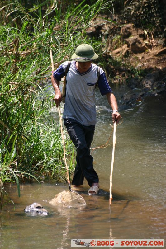 Around Dalat - Thac Hang Cop - Fisherman
Mots-clés: Vietnam personnes