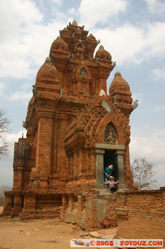 Po Klong Garai Cham Towers
Mots-clés: Vietnam Pagode Ruines