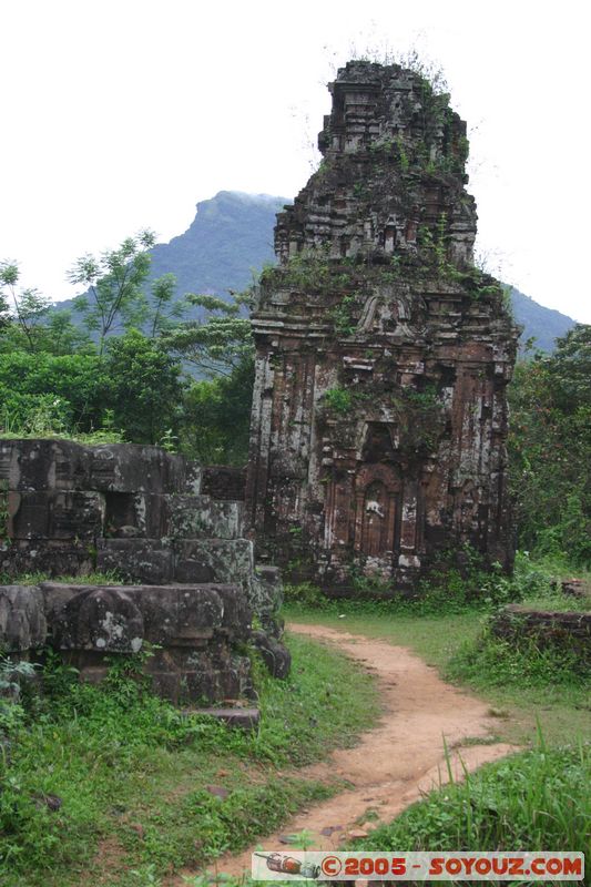 Mi-Son
Mots-clés: Vietnam patrimoine unesco Ruines cham