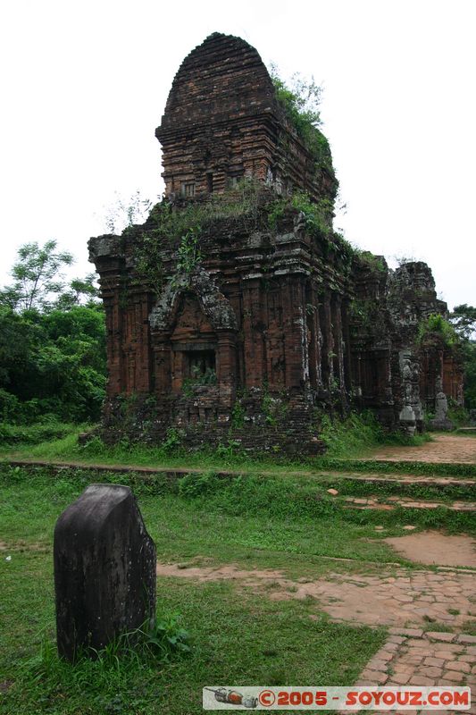 Mi-Son
Mots-clés: Vietnam patrimoine unesco Ruines cham