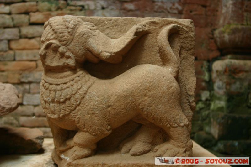 Mi-Son
Mots-clés: Vietnam patrimoine unesco cham sculpture