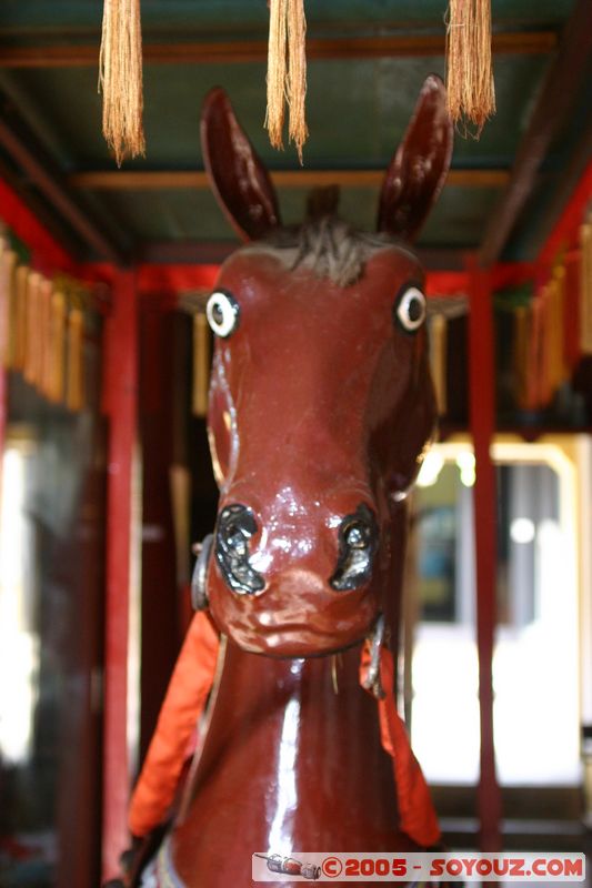 Hoi An - Quan Cong Temple
Mots-clés: Vietnam Hoi An patrimoine unesco Boudhiste sculpture