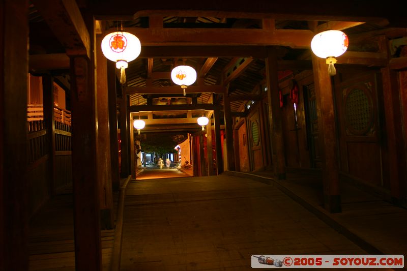 Hoi An by Night - Japanese Covered Bridge
Mots-clés: Vietnam Hoi An patrimoine unesco Nuit