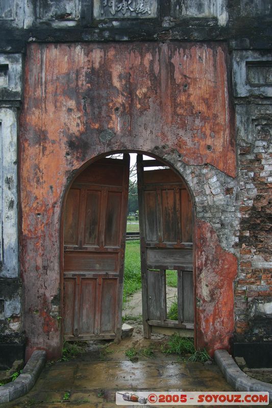 Hue - Imperial City Temple - Hien Thua Gate
Mots-clés: Vietnam Boudhiste