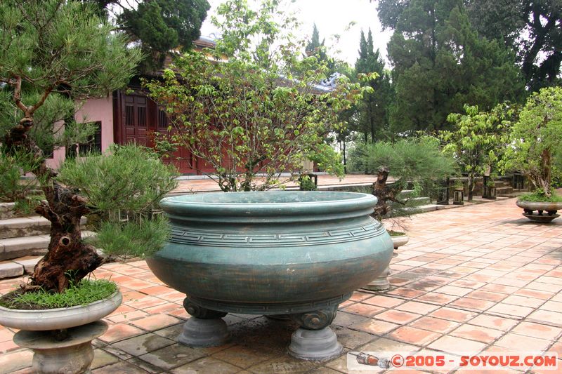 Thien Mu Pagoda
Mots-clés: Vietnam Boudhiste