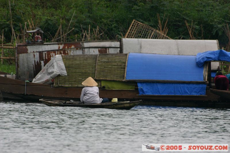 Perfume River - Sand-dredging boat
