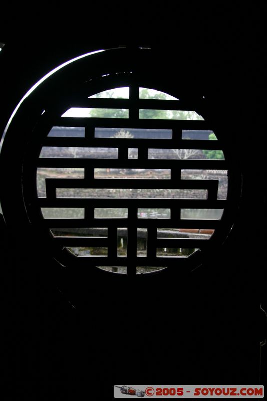 Tomb of Tu Duc
Mots-clés: Vietnam cimetiere