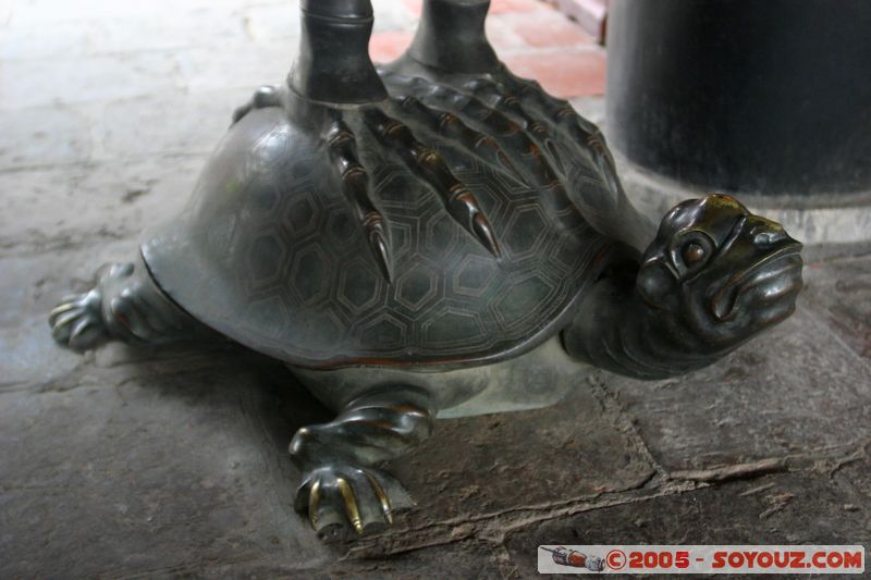 Hanoi - Temple of Literature (Confucius)
Mots-clés: Vietnam confucius sculpture