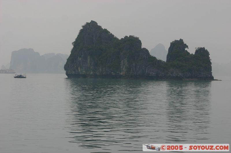 Halong Bay - Dao Ti Top (Titov Island)
Mots-clés: Vietnam patrimoine unesco mer brume