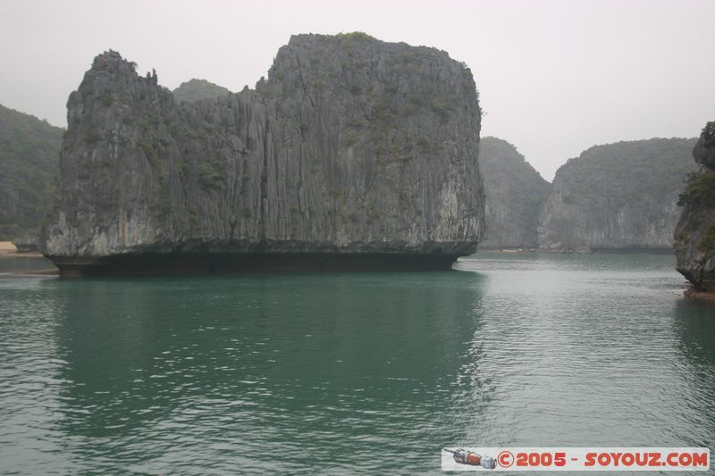 Halong Bay
Mots-clés: Vietnam patrimoine unesco mer brume