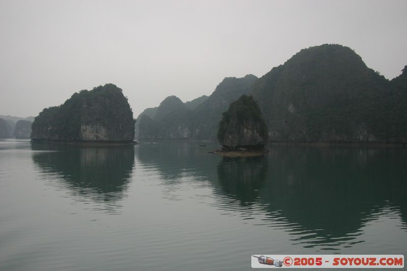 Halong Bay
Mots-clés: Vietnam patrimoine unesco mer brume