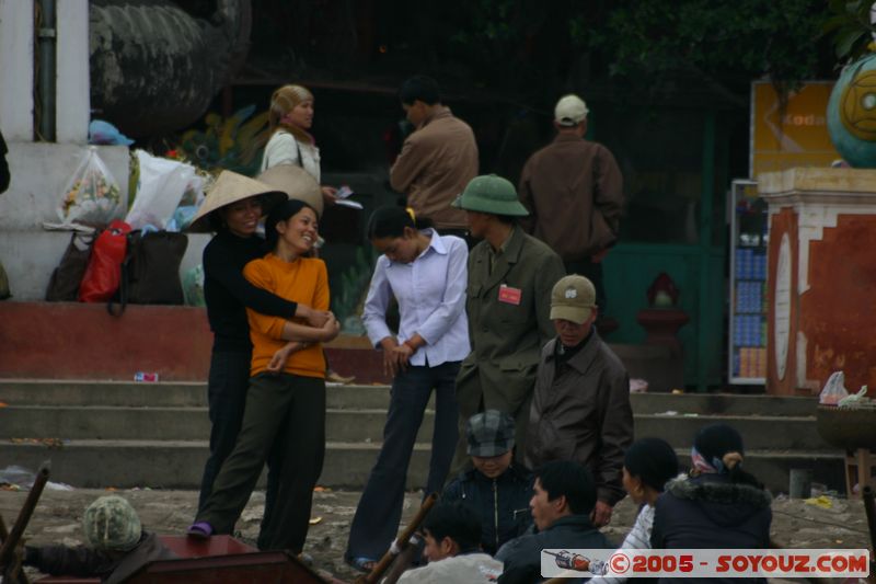 Chua Huong - Den Trinh
